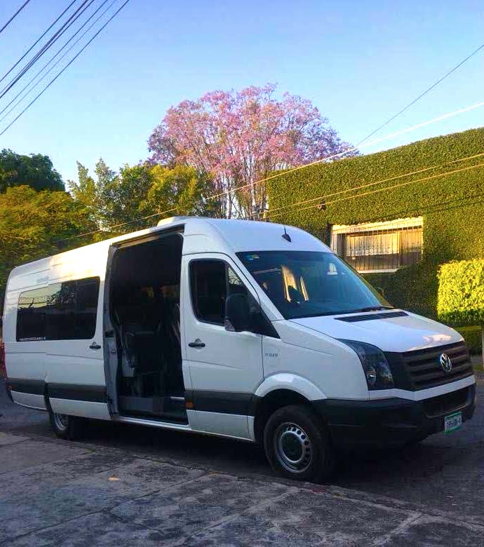 Renta de camionetas Turisticas Cuernavaca